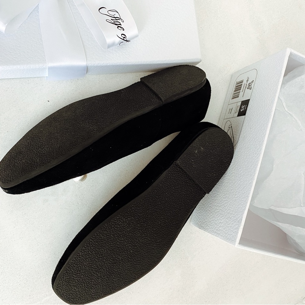 Tessa Black Flats with Pearl Detail - Picture 4 of 6